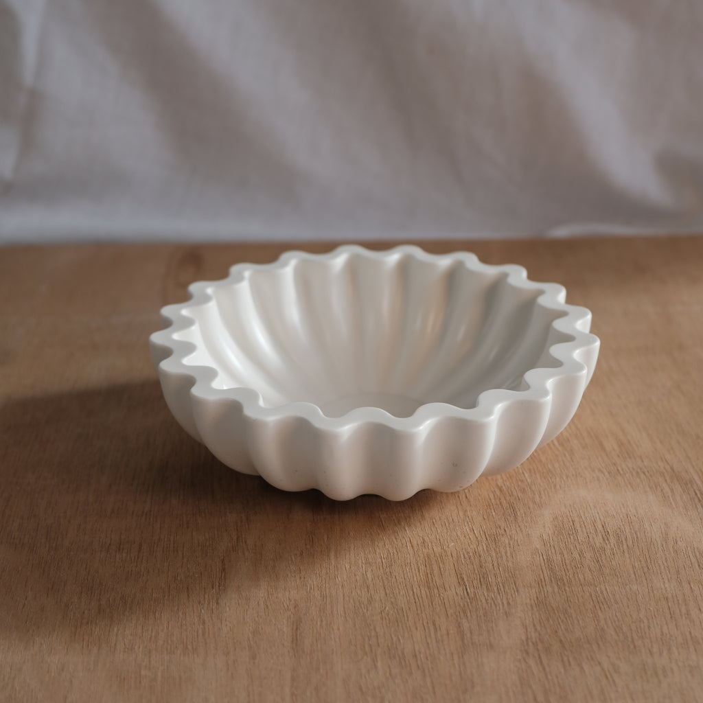 Daisy bowl