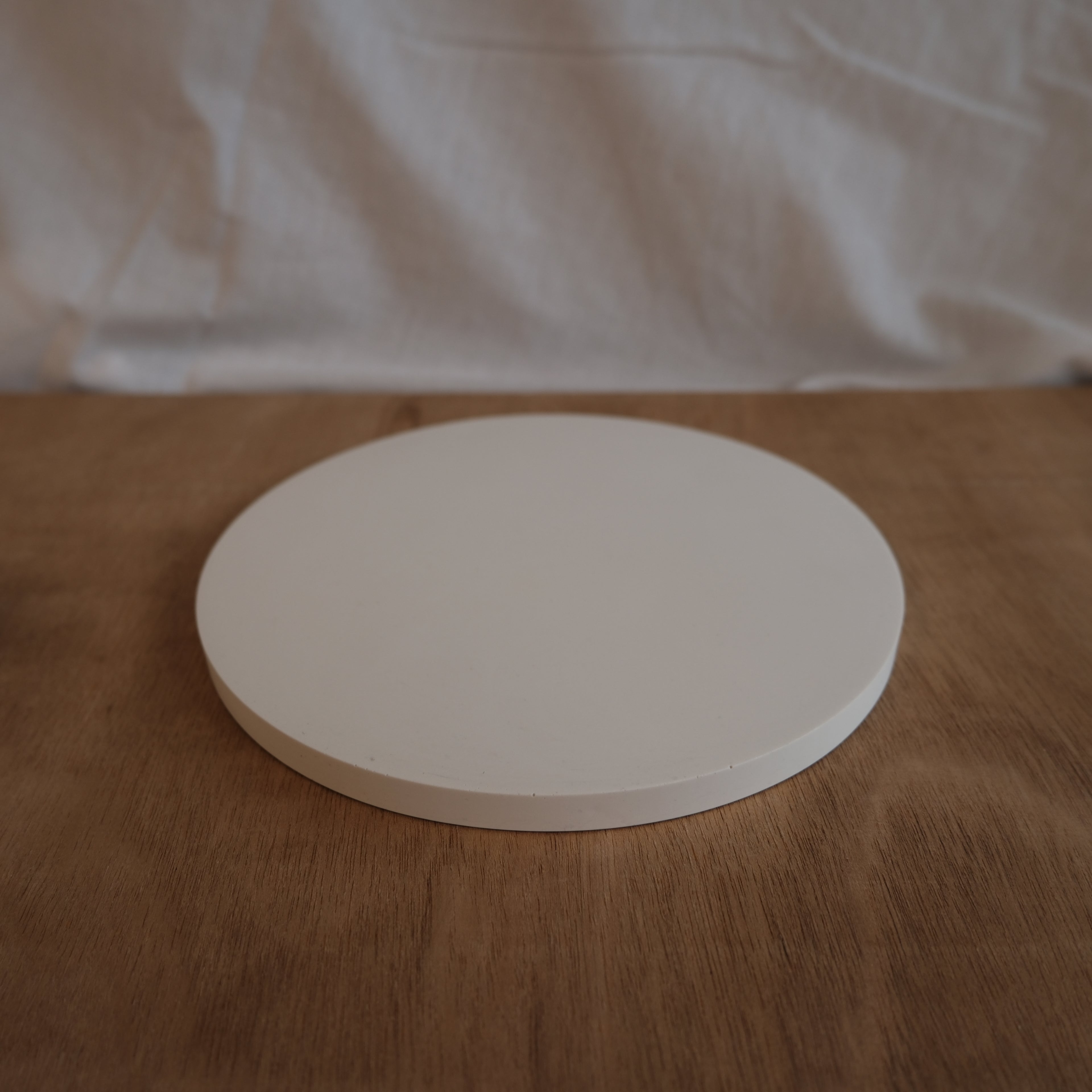 Round tray
