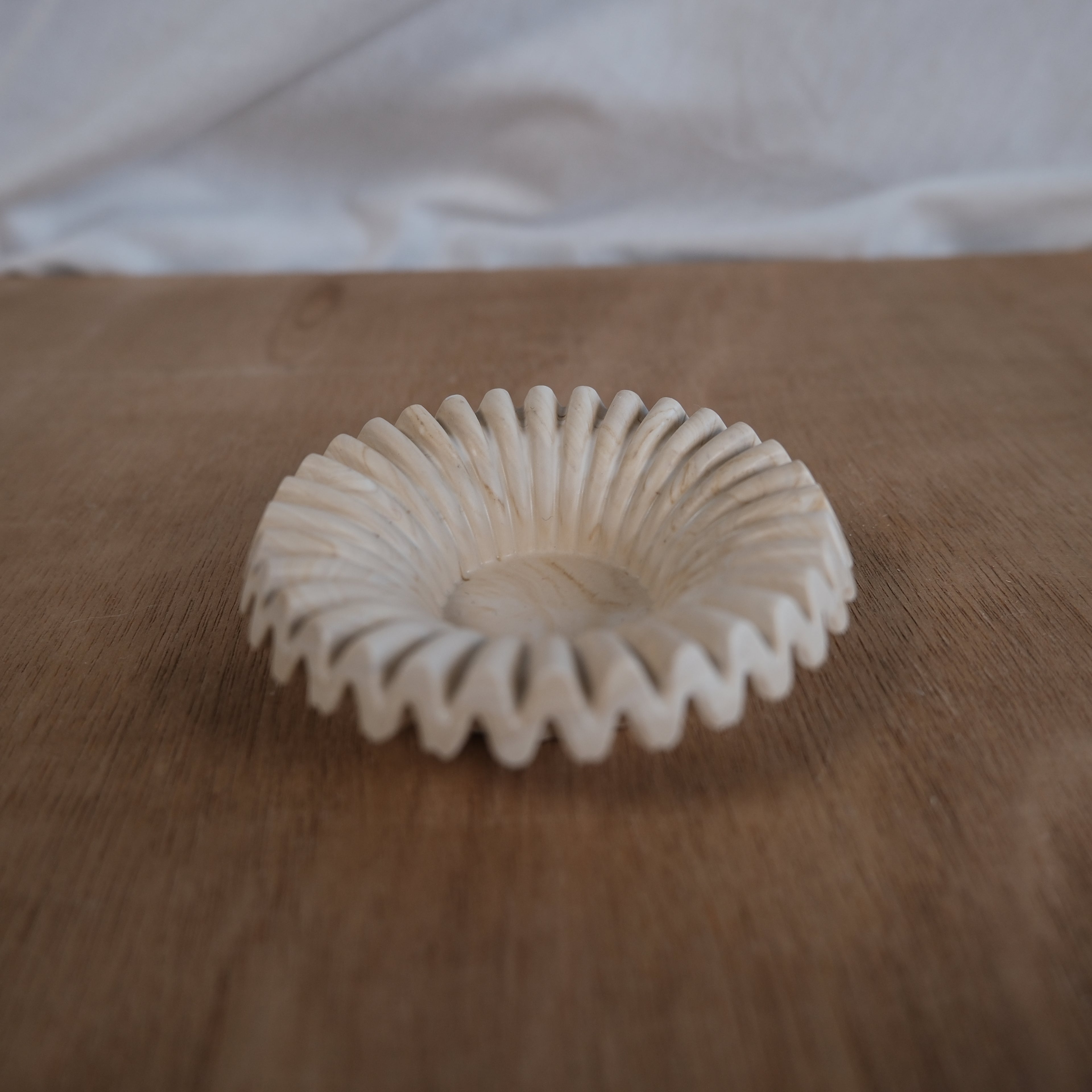 Daisy jewellery tray