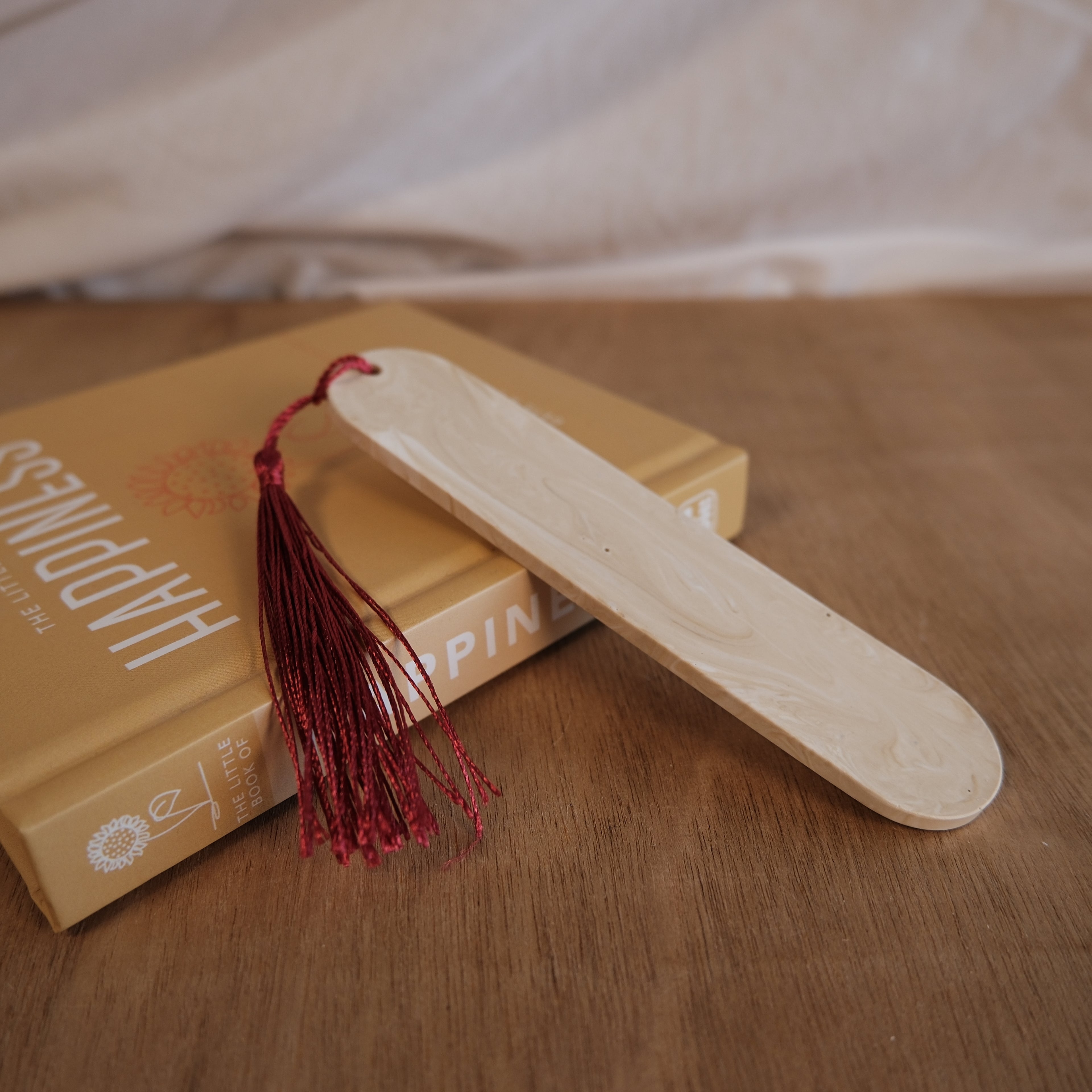 Tasselled bookmark