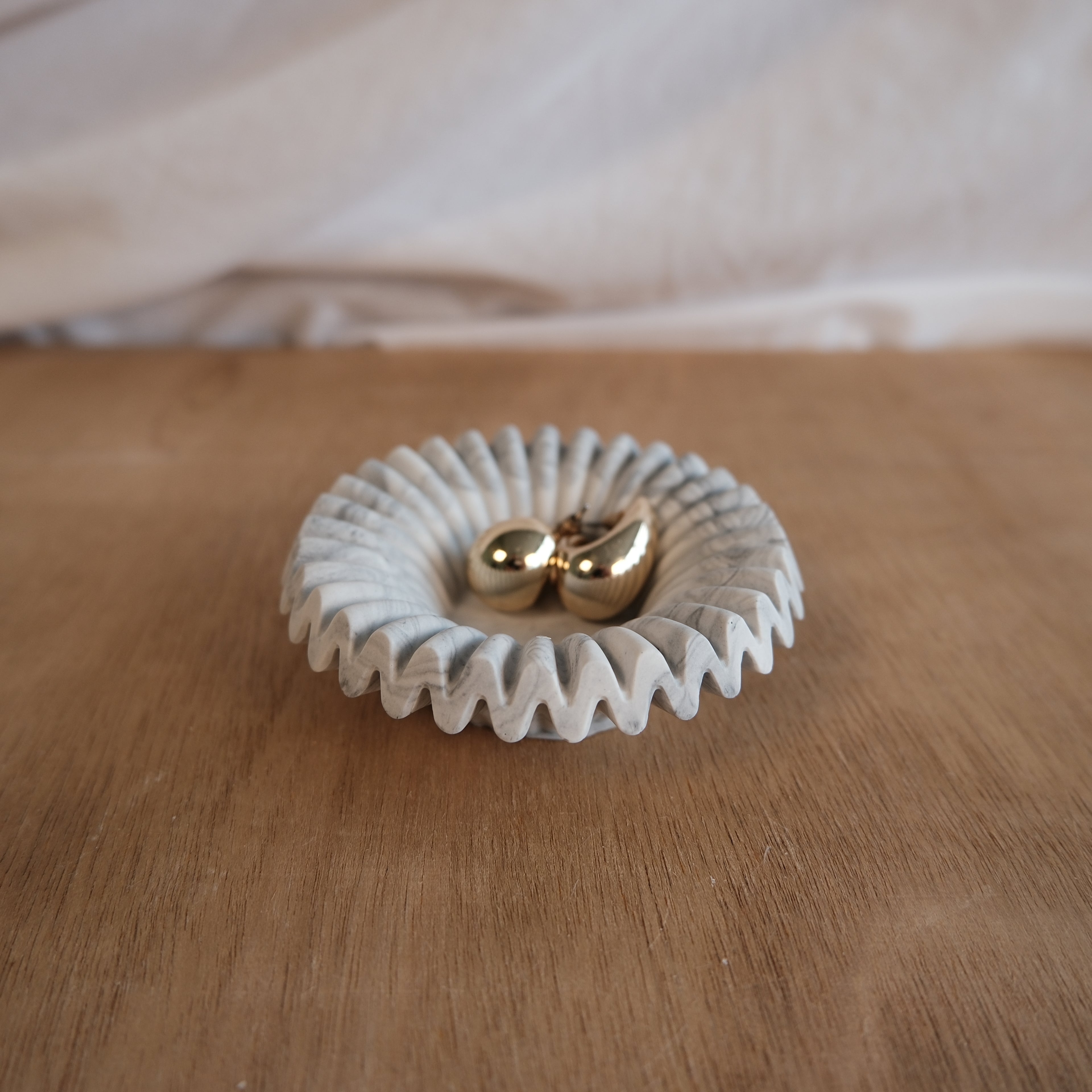 Daisy jewellery tray